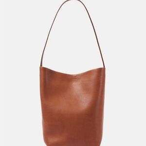 Park north south tan tote bag